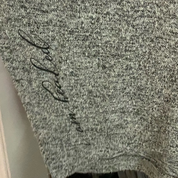 Tunic/flowy sweater - Picture 2 of 2